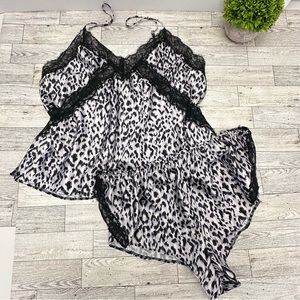 Victoria’s Secret Satin & Lace Cami Set Sleep